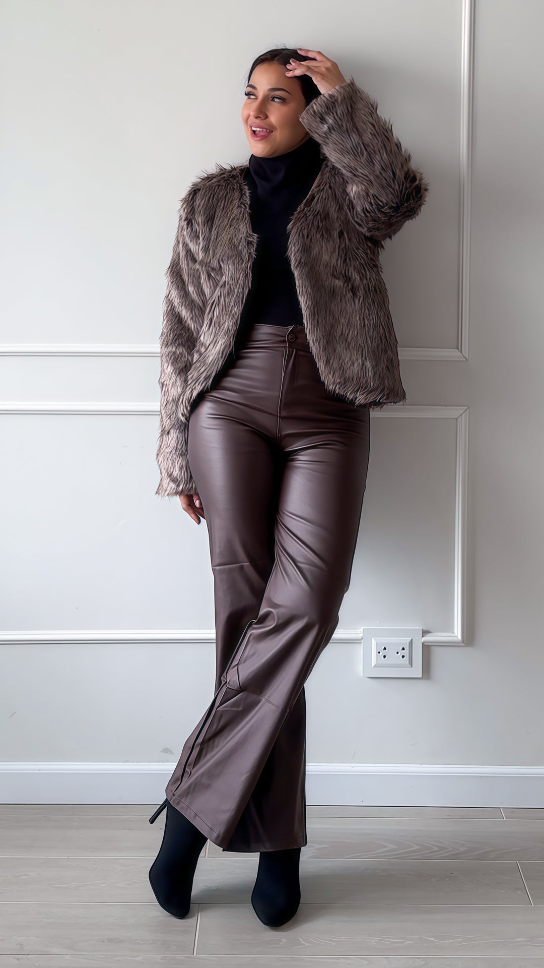 Palazzo efecto cuero